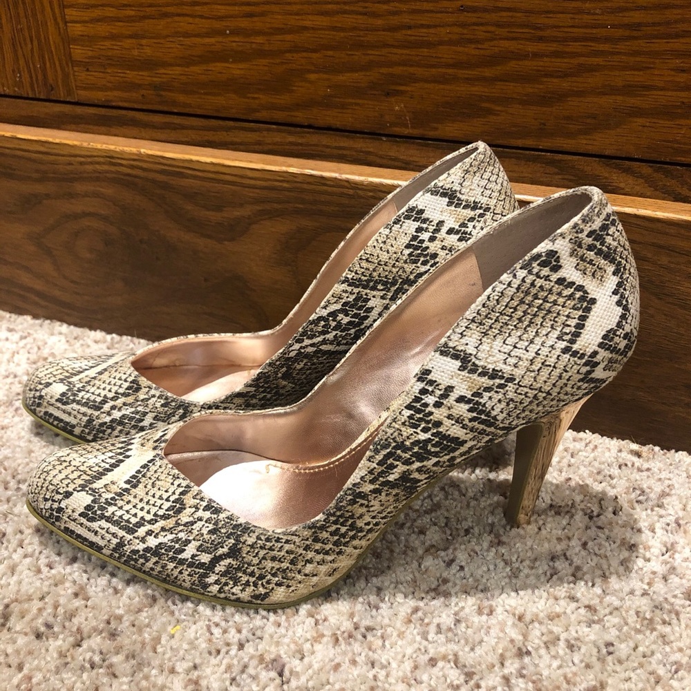 Nine West Snakeskin heels